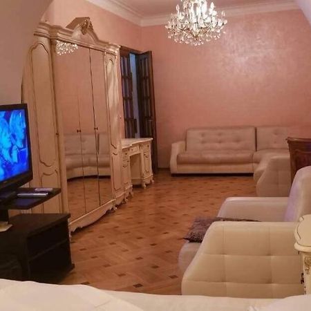 Apartment Irma Rustaveli 57 باتومي المظهر الخارجي الصورة