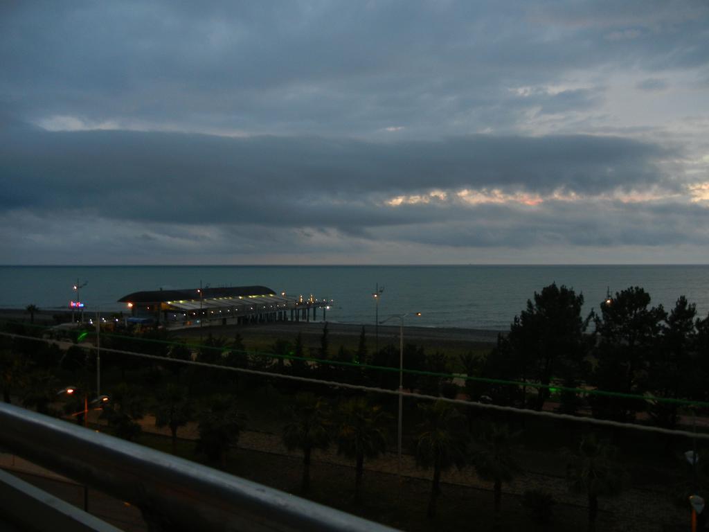 Apartment Irma Rustaveli 57 باتومي الغرفة الصورة