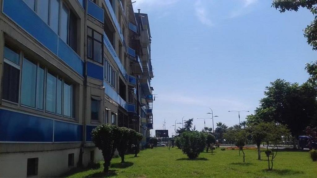 Apartment Irma Rustaveli 57 باتومي المظهر الخارجي الصورة
