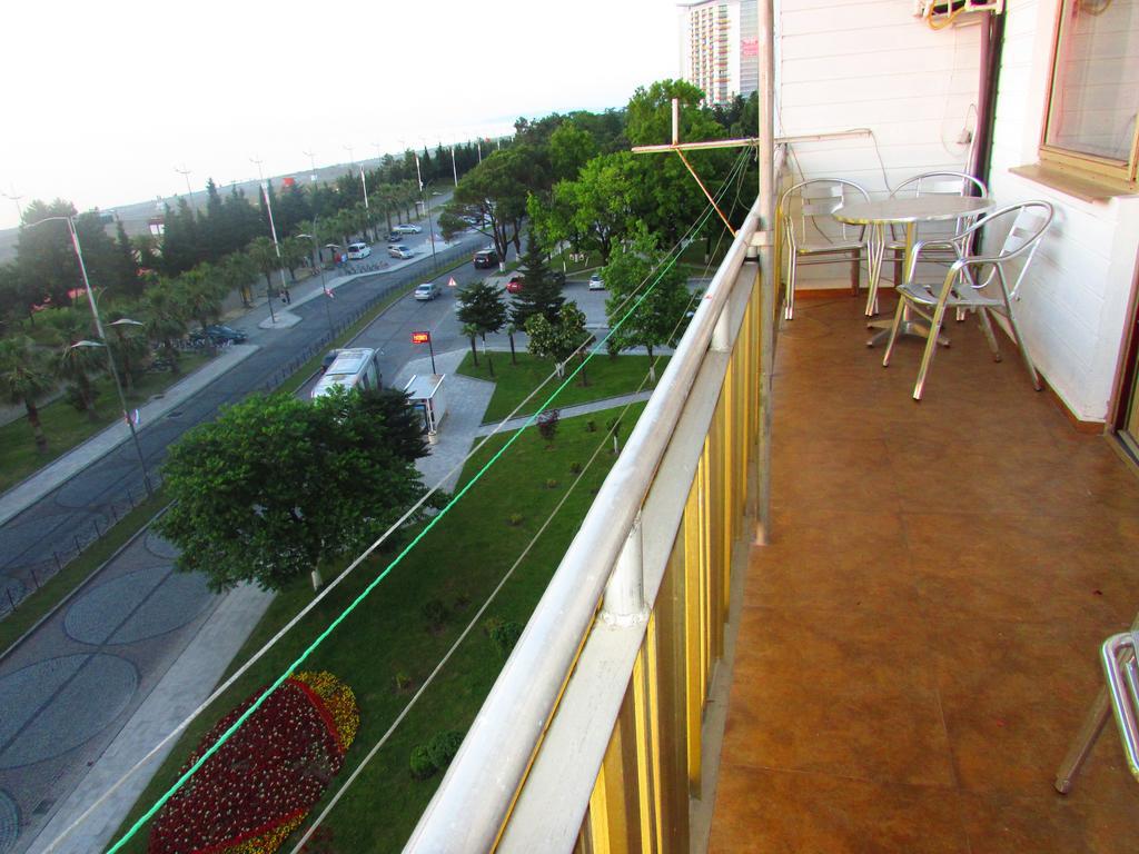 Apartment Irma Rustaveli 57 باتومي المظهر الخارجي الصورة