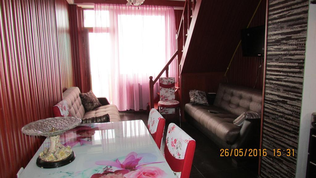 Apartment Irma Rustaveli 57 باتومي المظهر الخارجي الصورة